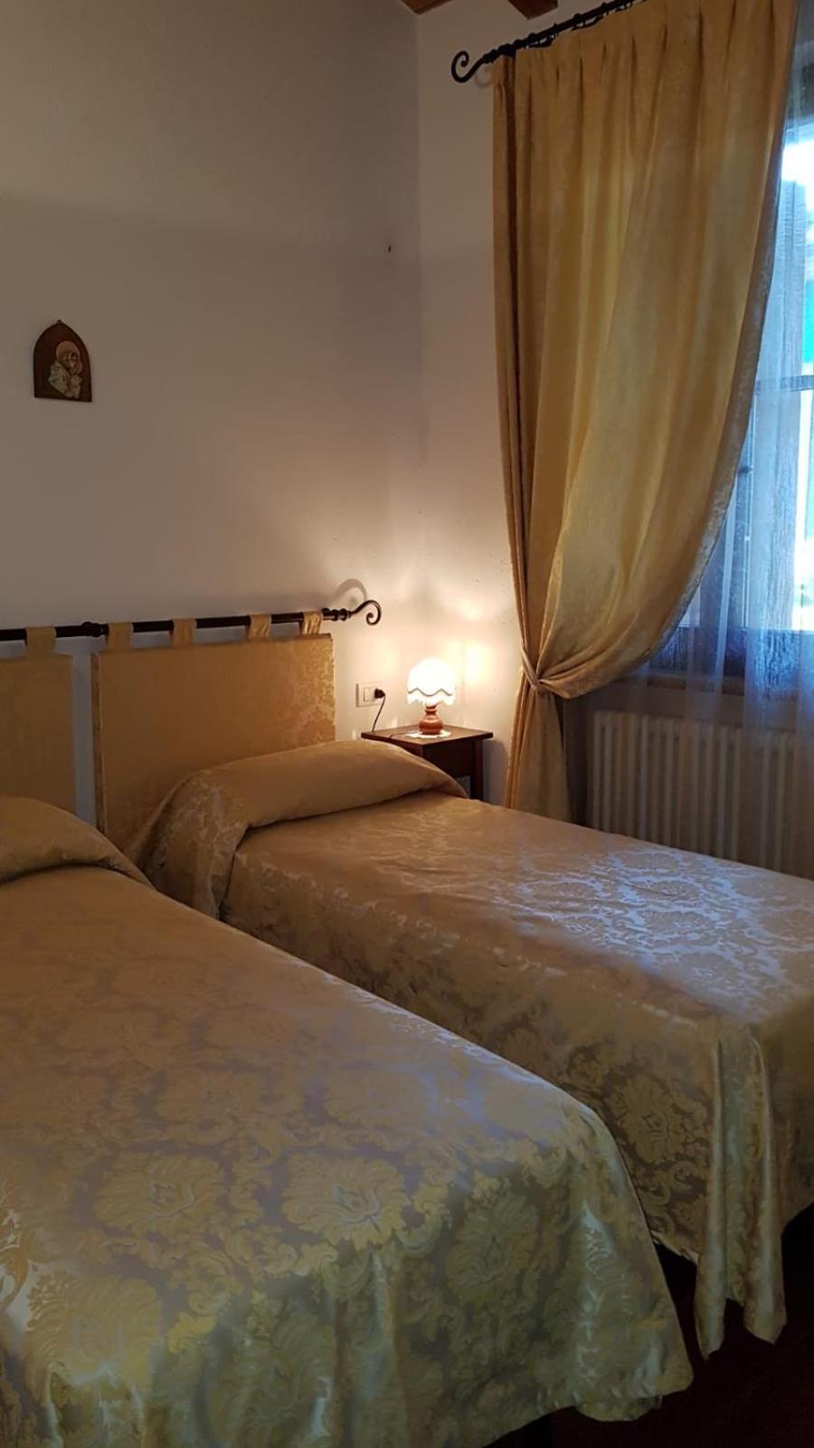 B&B Borsi Monzambano Bagian luar foto
